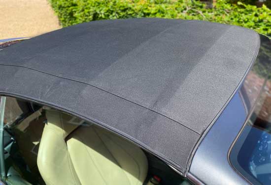 Aston Martin DB9 recoloured roof