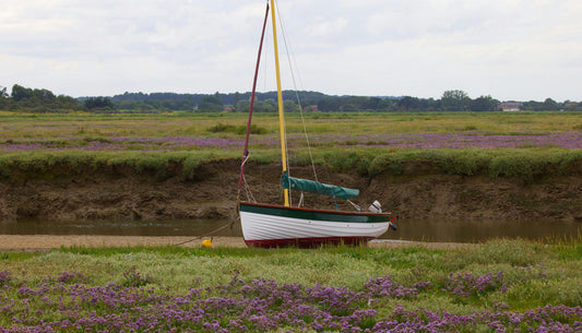 How to prepare boat canvas for winter storage